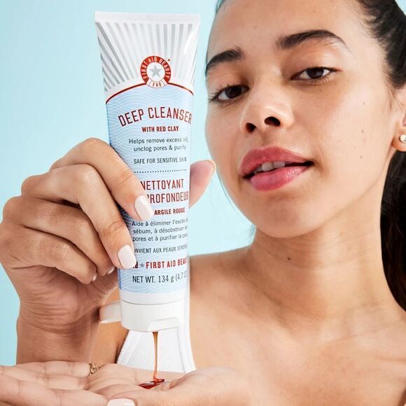 First Aid Beauty target Blemish-Prone Skin Deep Cleanser with Red Clay Vegan - Picture 4 of 5